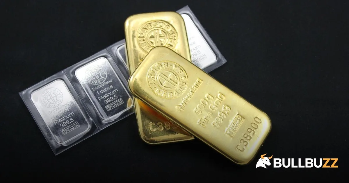 Gold bars close-up as gold price holds $4,170 into NFP with BofA warning of $3,750 Q4 slide