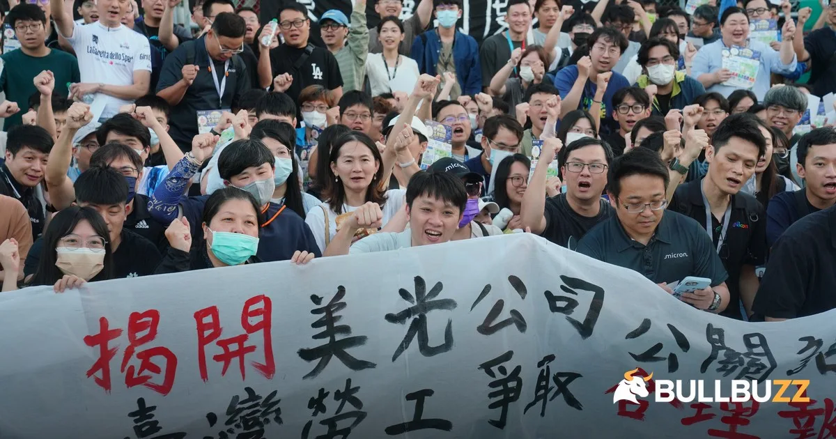 Micron Taiwan workers rally before the 22 October strike